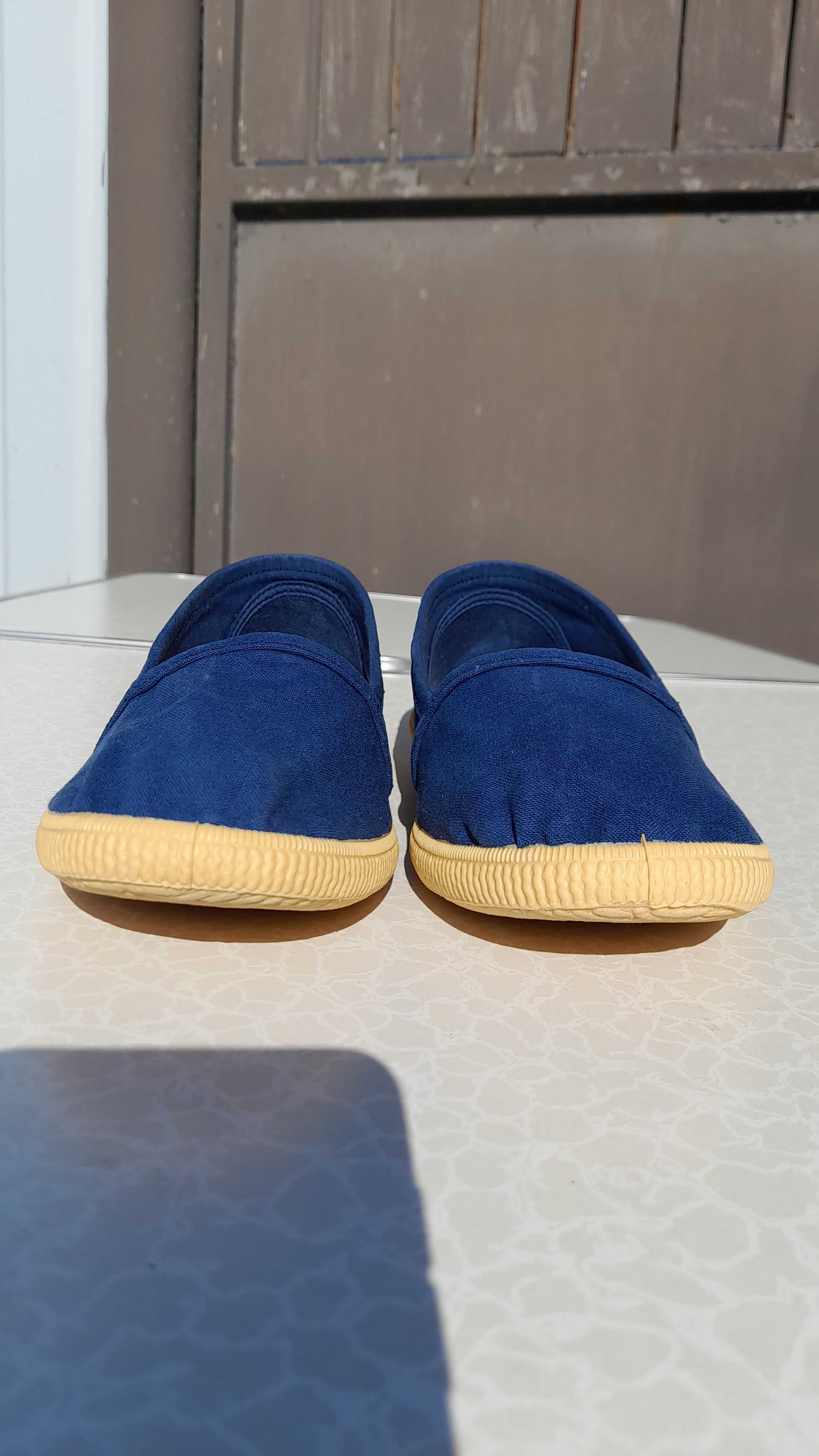 Мокасини жіночі Pitas 37р