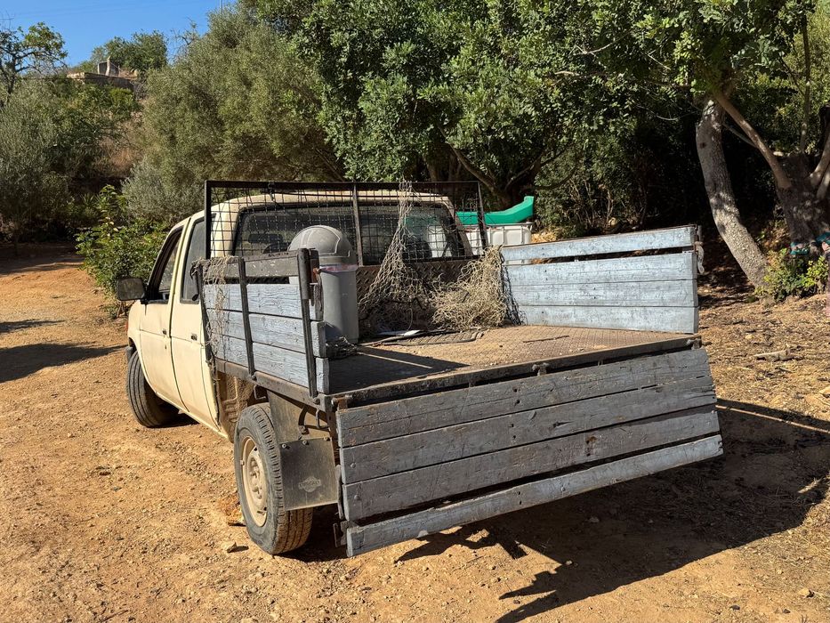 Carrinha Nissan D21 PickUp (caixa aberta) 2.5 D de 1990