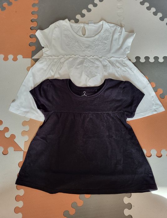 2 x bluzka 110. Bluzka 110. T-shirt 110. Czarna bluzka. Biała bluzka
