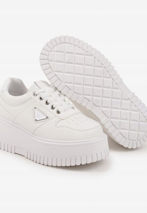 Białe Sneakersy na Platformie z Tłoczeniem R 40