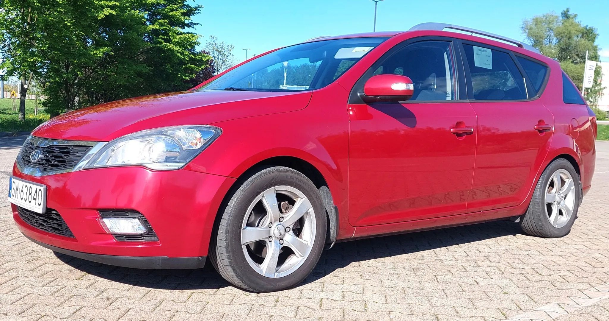 Kia Ceed I-właścicel, Klp kół zimowych, Dwustrefowa klimatyzacja