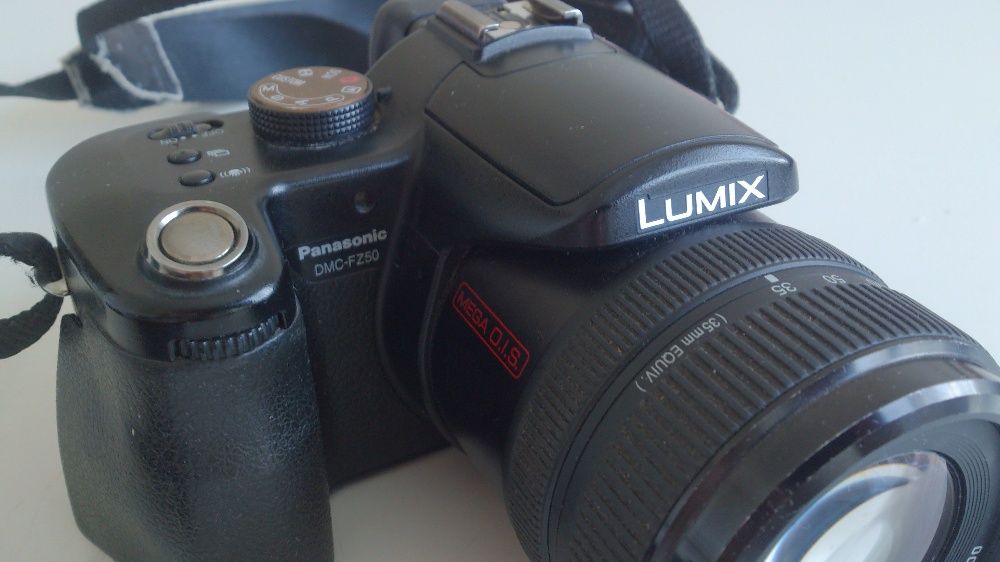 Продам цифровой фотоаппарат Panasonic DMC-FZ50