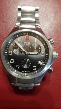 Часы Victorinox Swiss Army кварцевые