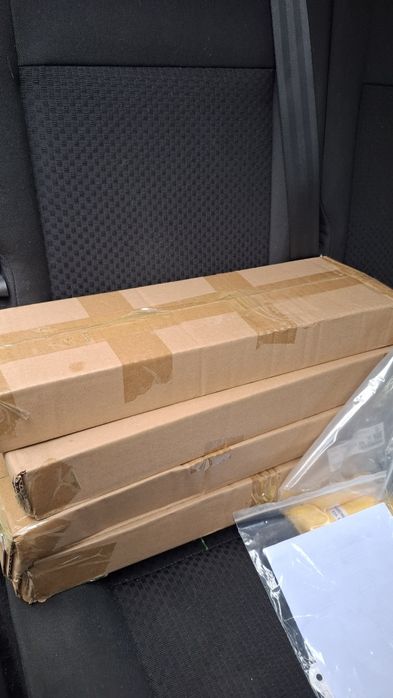 Conjunto 4 cadeiras novas