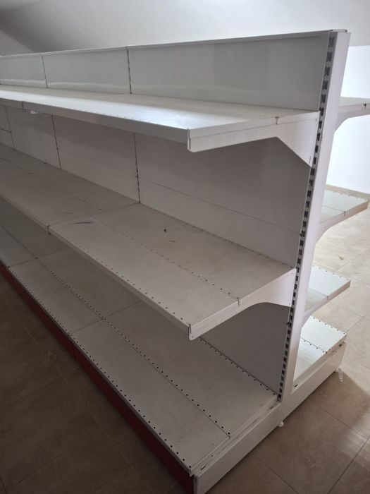 Полки,для товару.