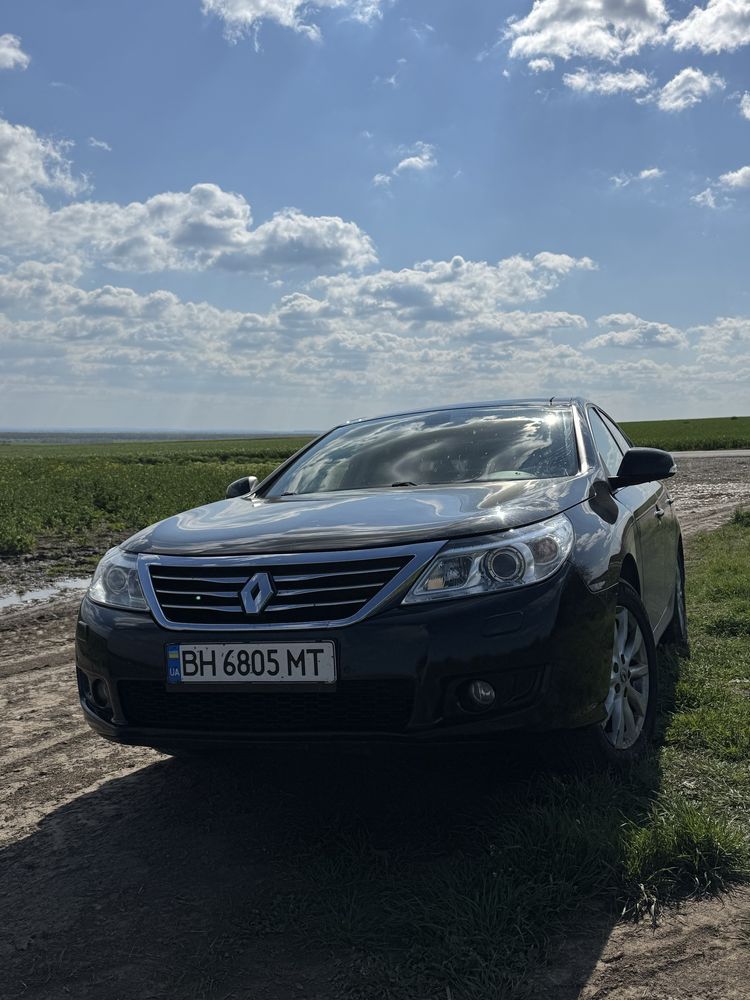 Renault Latitude 2011г Bose