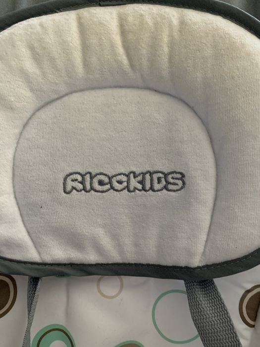 Ricokids Leżaczek Bujaczek Automatyczny Z Muzyką