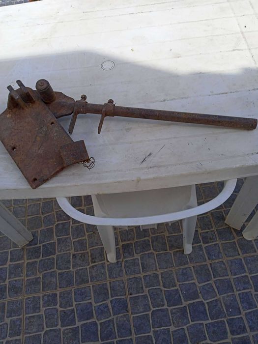 Máquina de fazer estribos construção civil