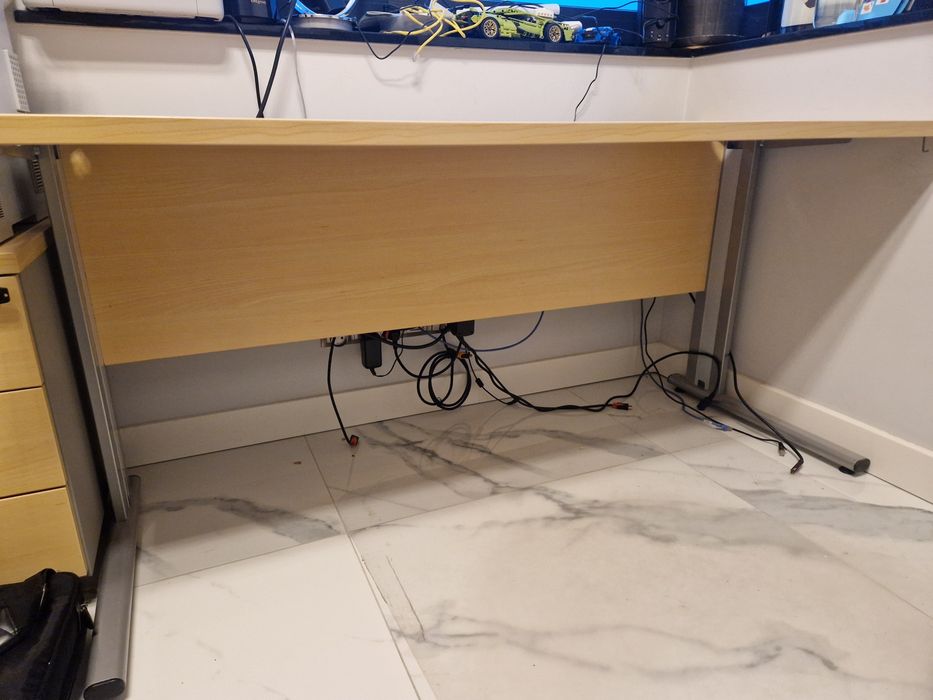Biurko 160 x 70 wysoka jakość