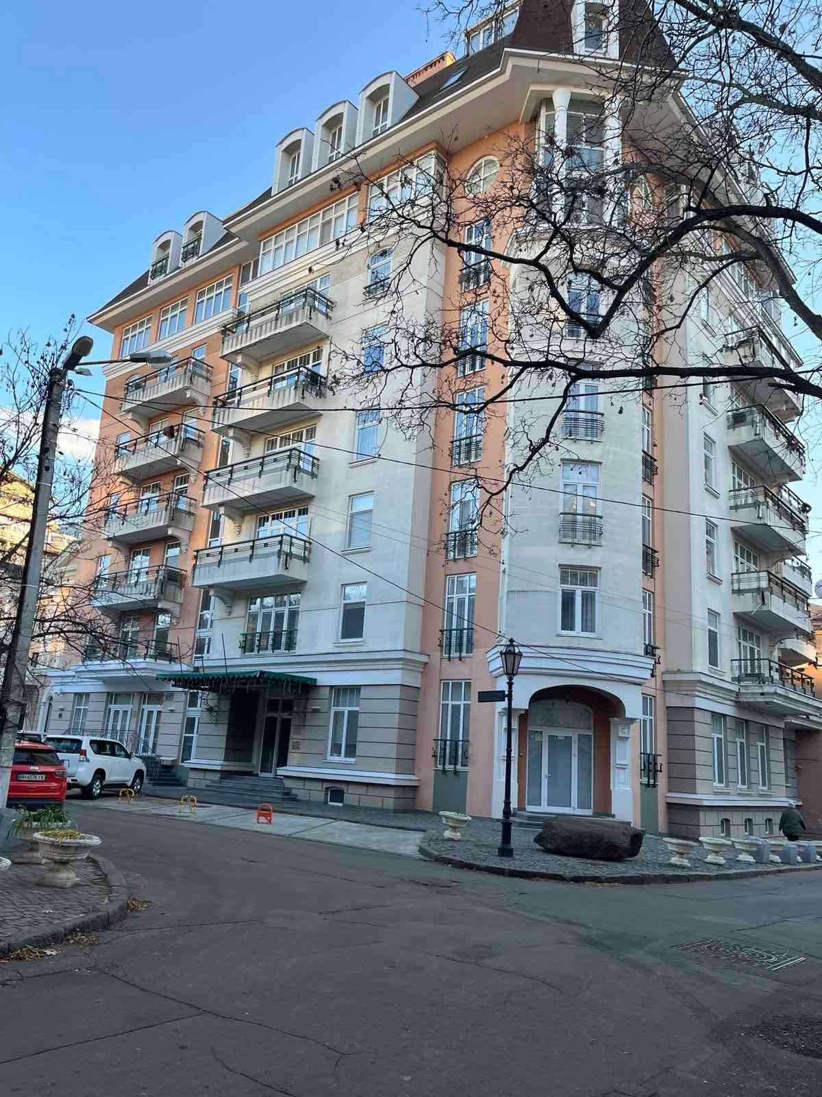 Продам 3-х ком. кв. на Уютной, редкое предложение!