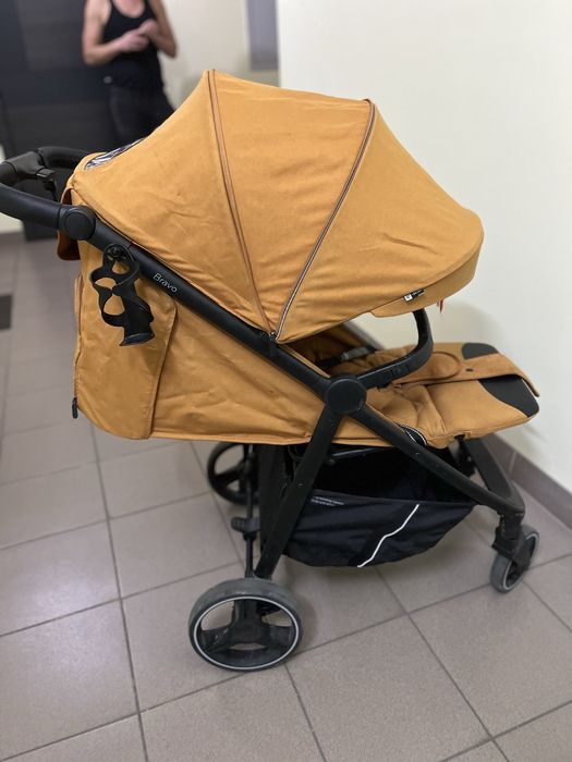 Carello bravo прогулянкова коляска