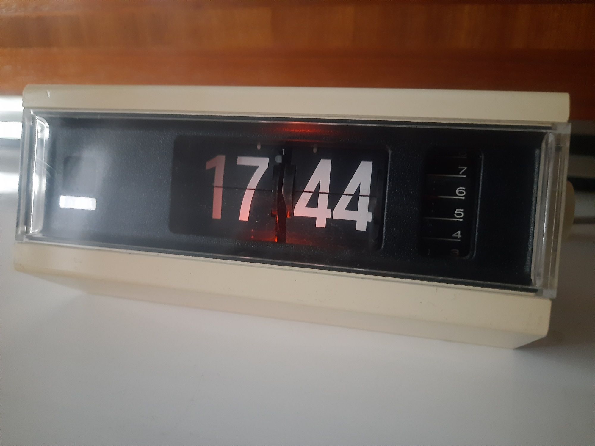 Flip Clock Zegar klapkowy z budzikiem Copal 227
