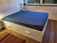 Cama c/ gavetas IKEA