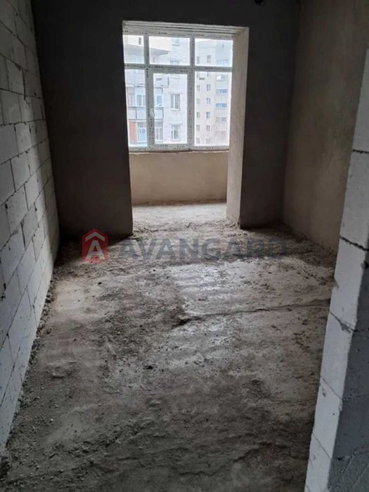 продам квартиру Польова