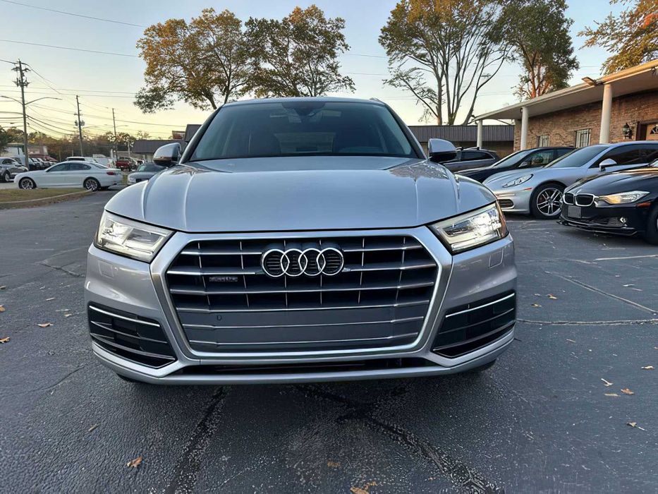 Audi Q5      2018