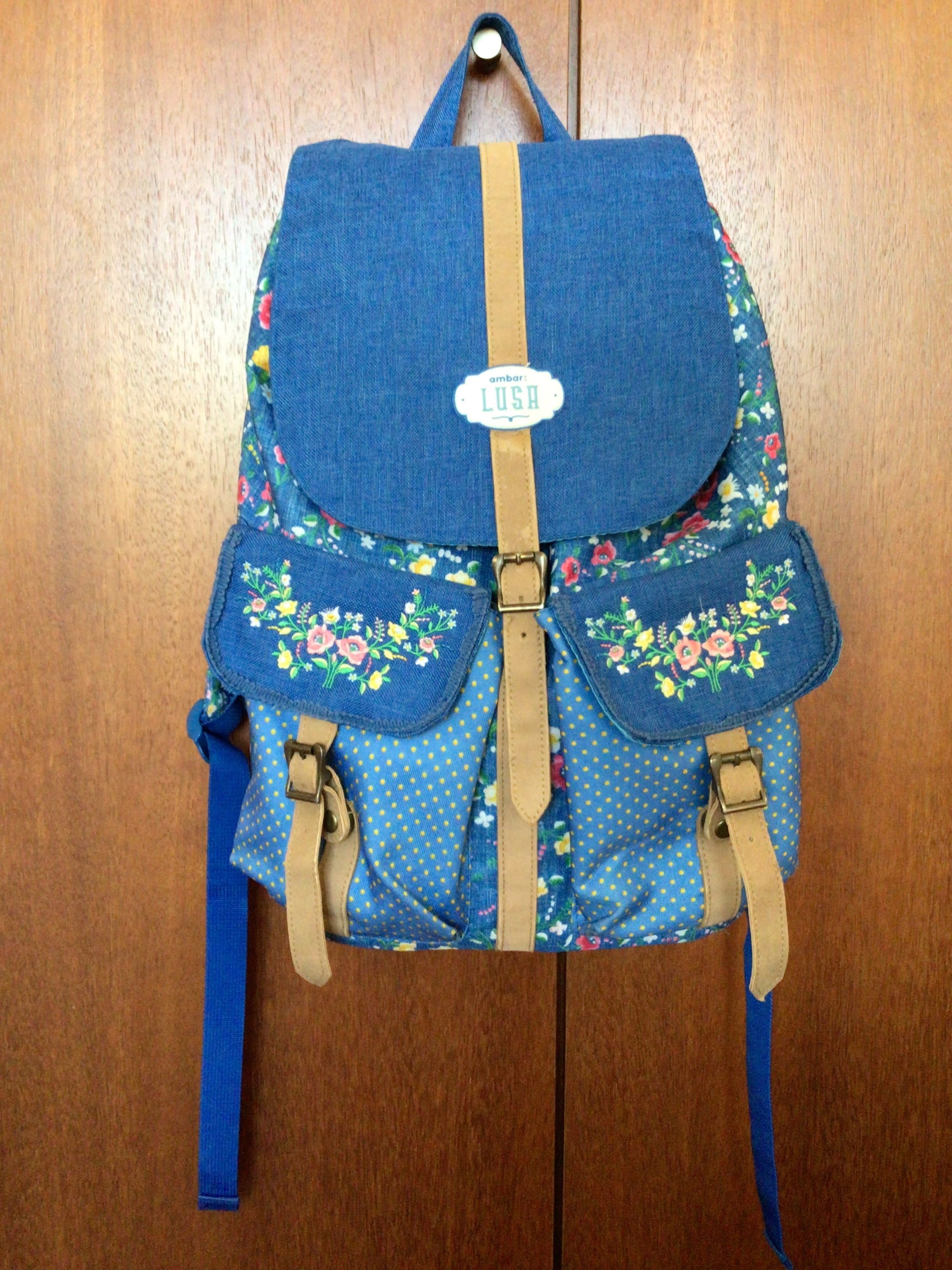 Mochila AMBAR+ 4 estojos+ 3 capas+ caderno