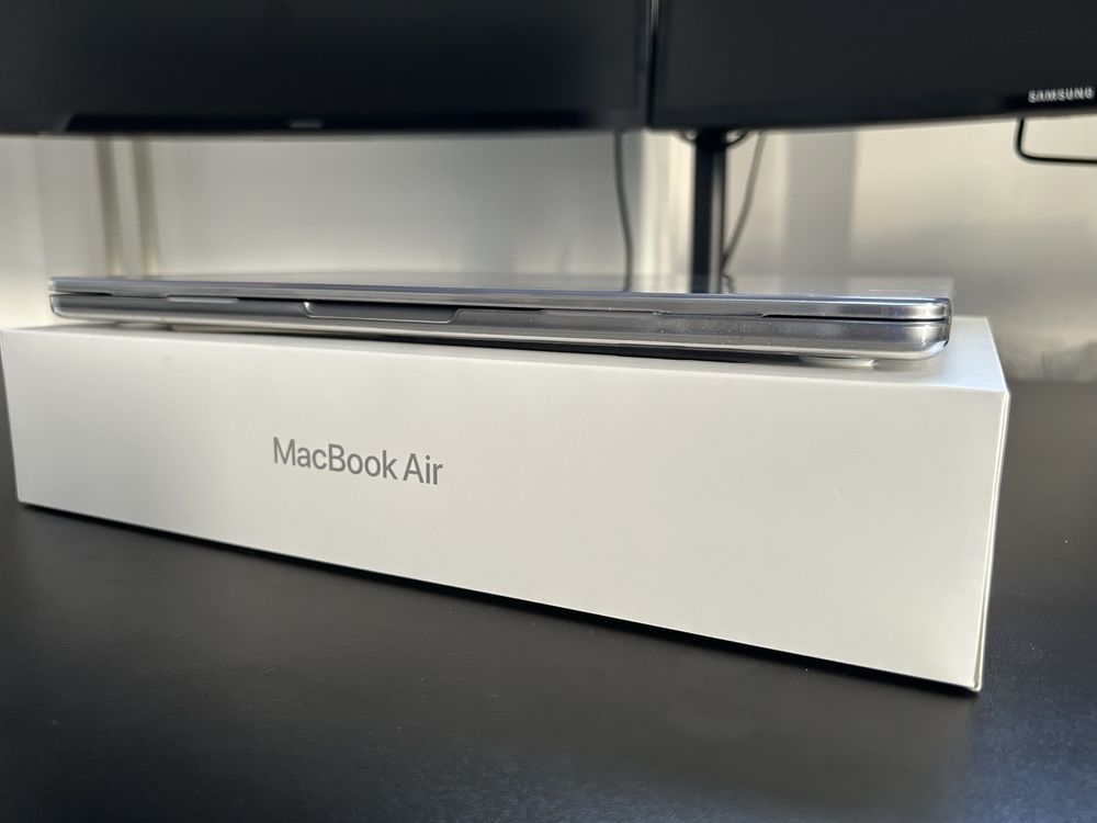 Apple MacBook Air 13.6" Retina M2