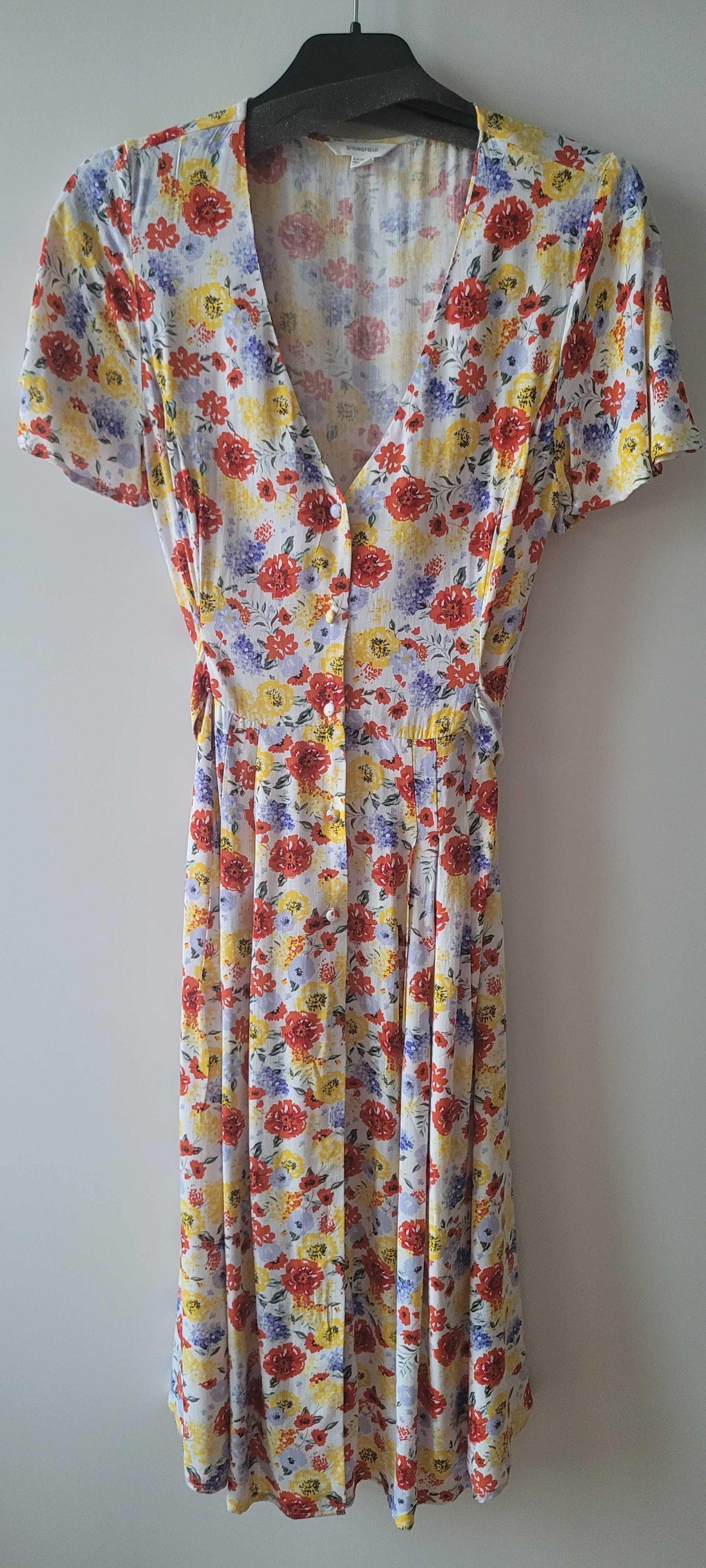 Vestido completamente novo