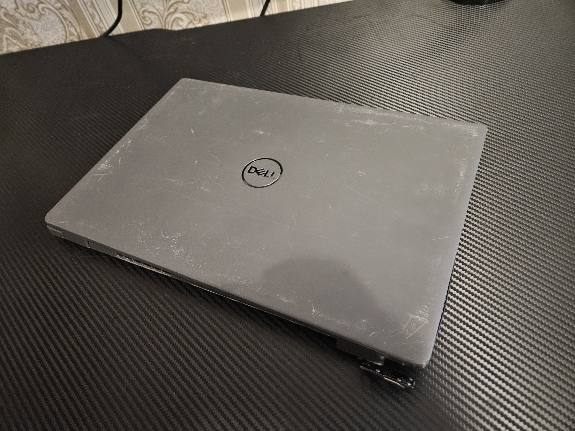 Dell 15.6" i5 10120U | 8gb DDR4 | FullHD, 250gb ssd, (s.44)