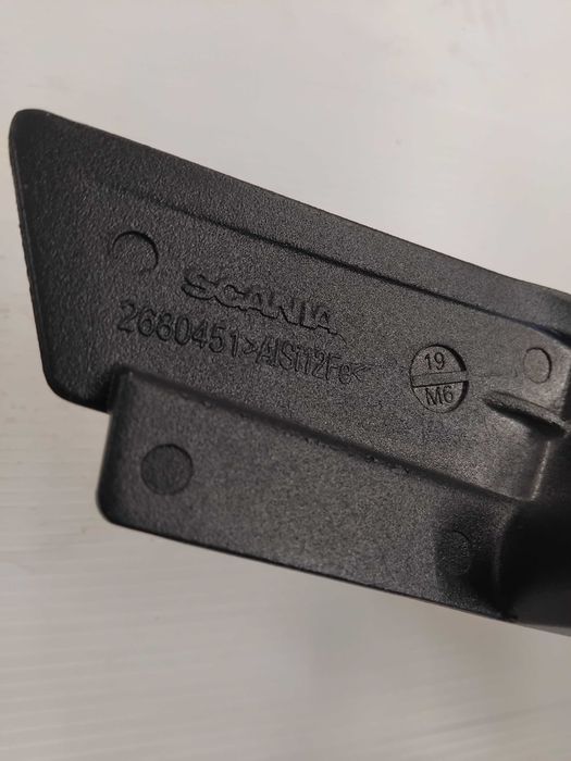 Scania uchwyt podszybia