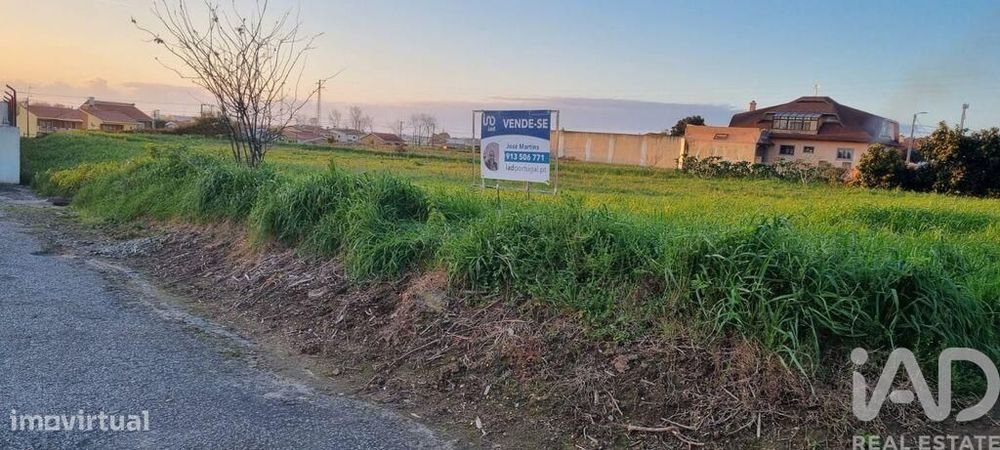 Terreno em Paramos de 1700,00 m2