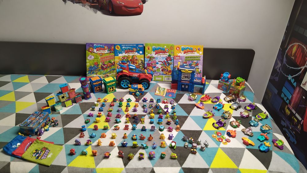 Mega duży zestaw Super Zings 162 elementy