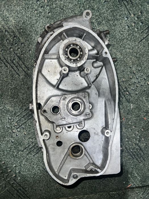 Розборка двигуна иж планета 5