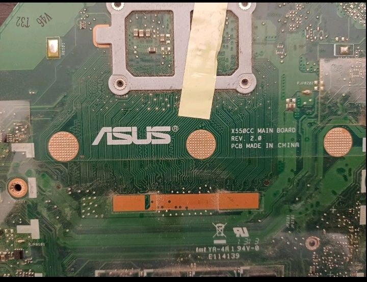 Материнська плата Asus X550CC