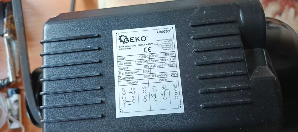 Maszynka do mięsa 22 z silnikiem+nadziewarka ok 4kg pozioma