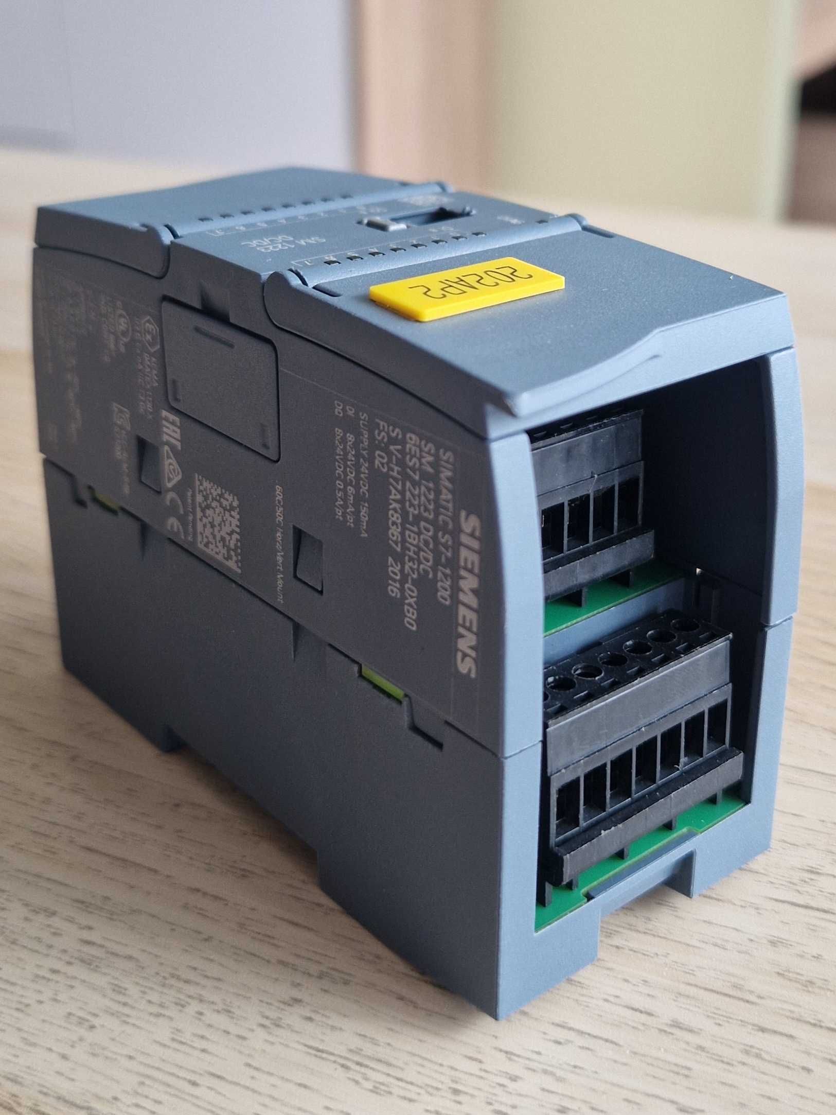 Siemens SIMATIC Moduł 6ES7223-1BH32-0XB0 S7-1200