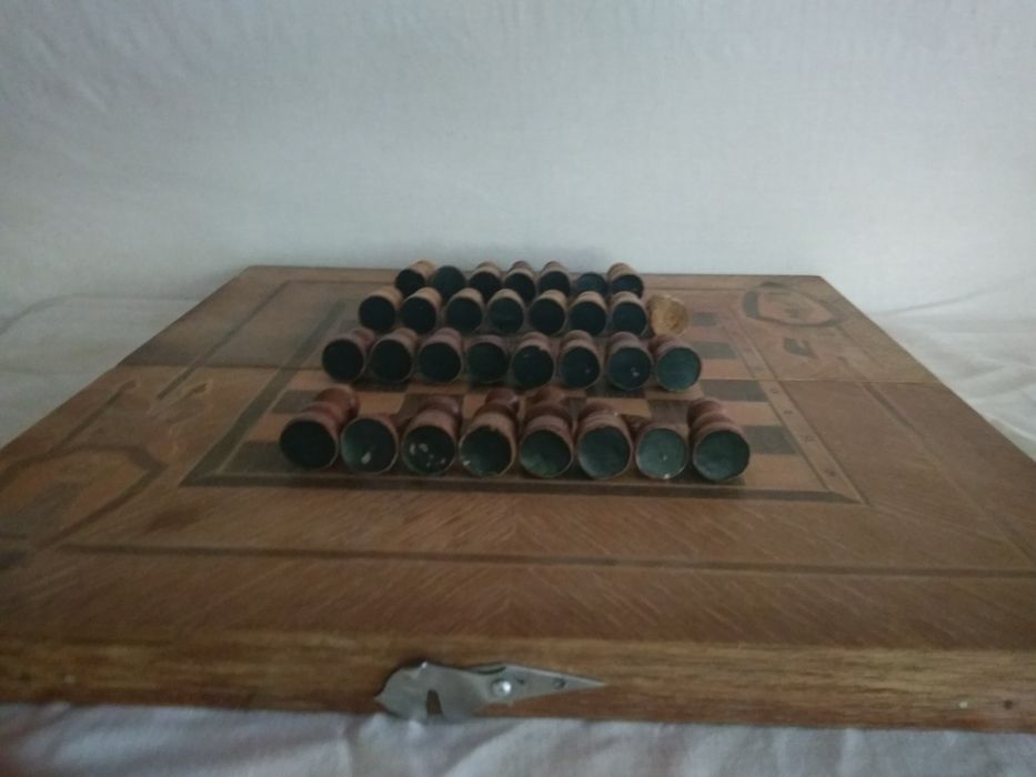 Шахматы ручной работы.