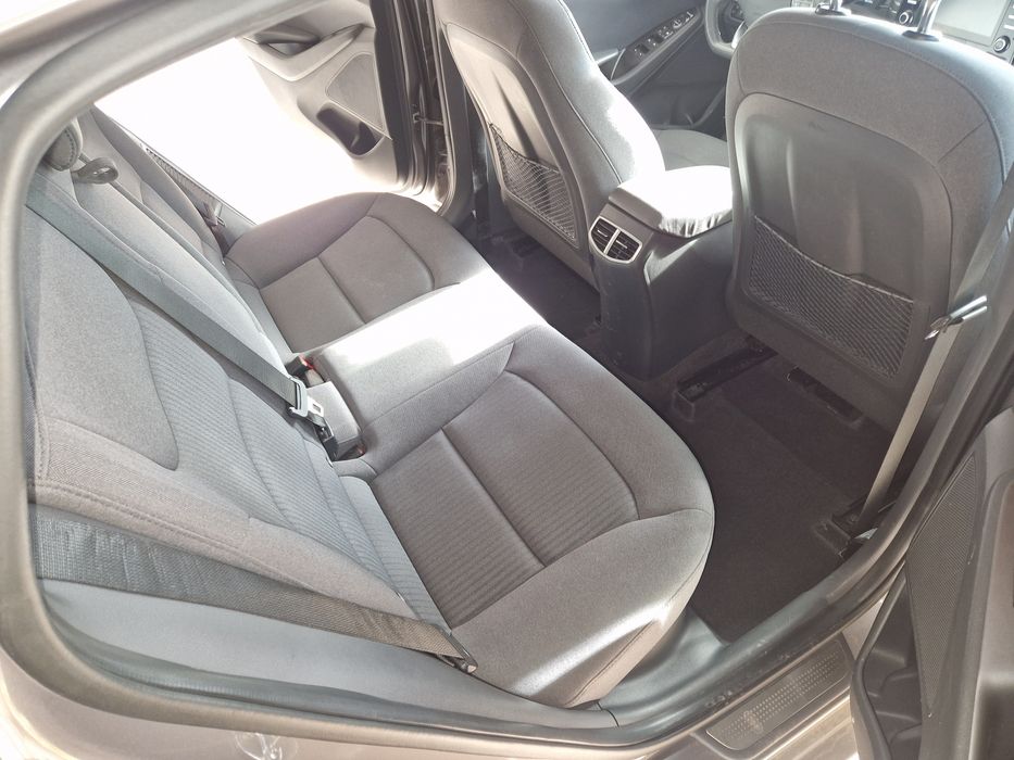 Hyundai Ioniq 1.6 GDI PHEV