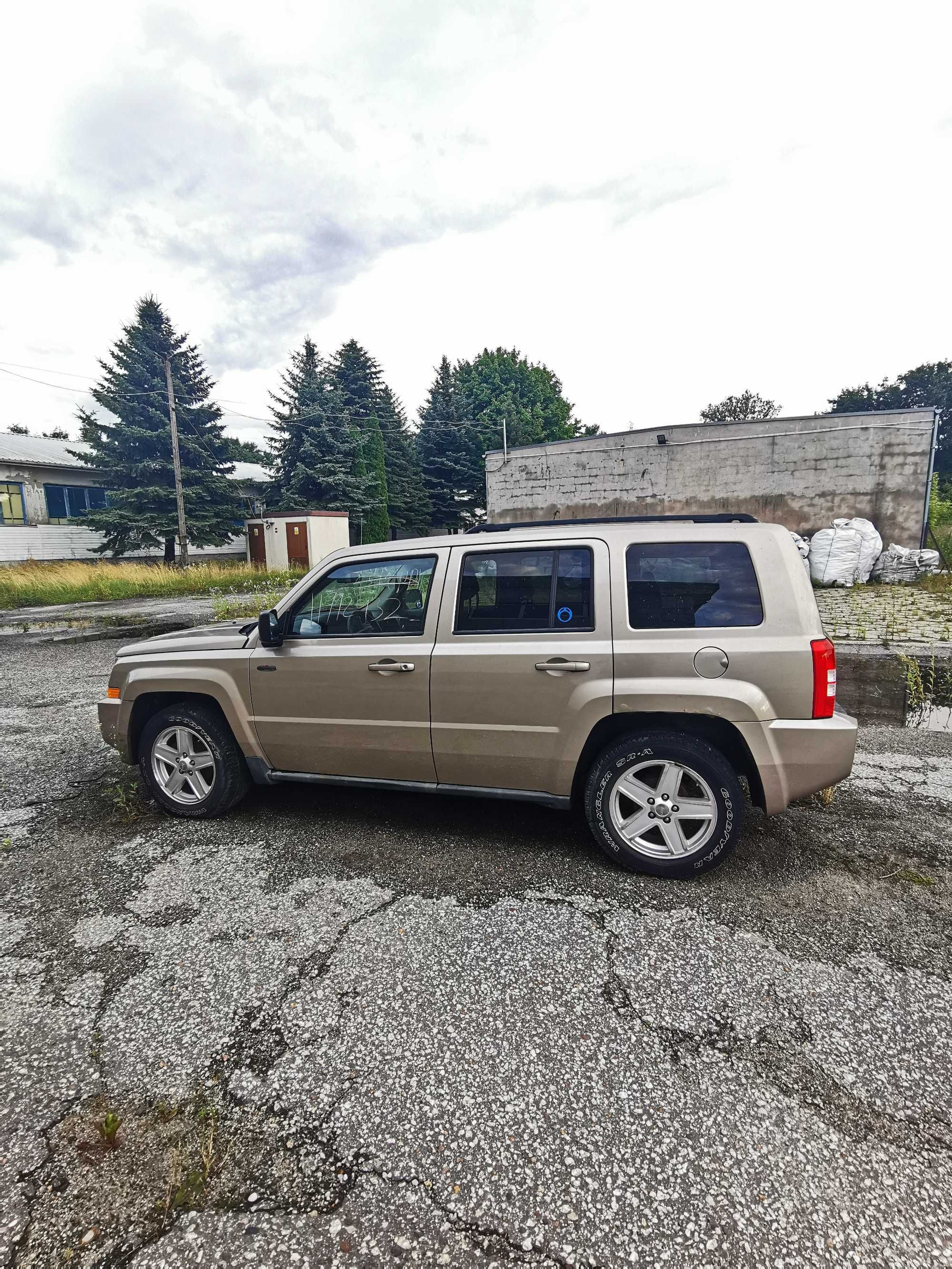 Jeep Patriot 2010 2.4 benzyna