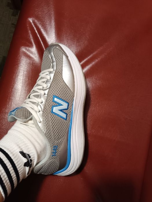 Женские кроссовки New Balance р38