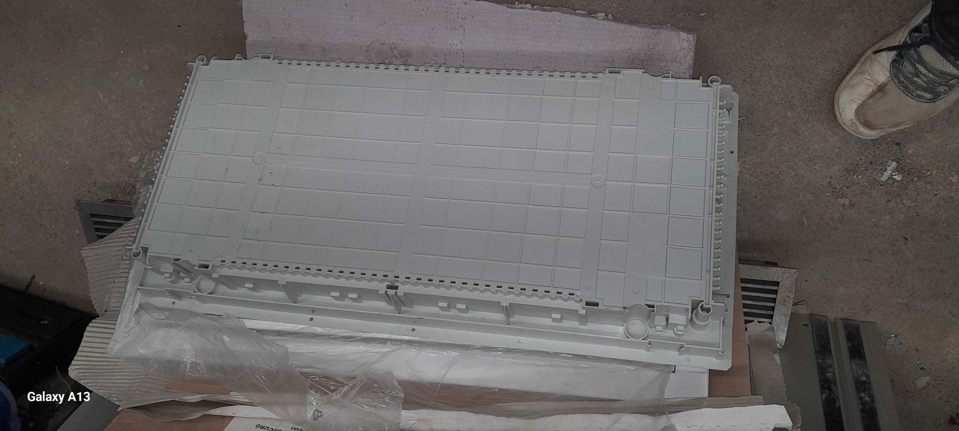 Quadro iletrico de imbutir
