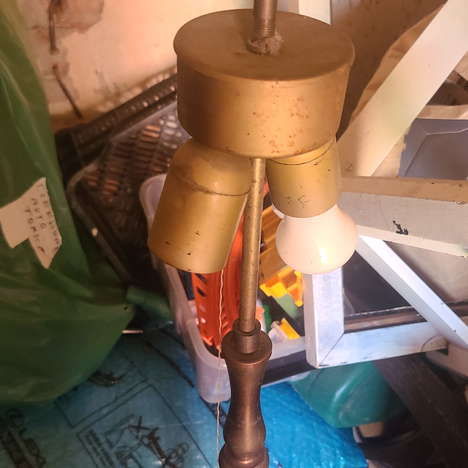 Lampa stojaca żeliwna xxx