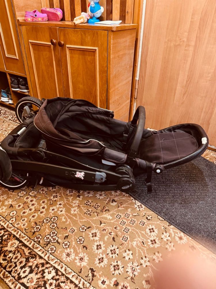 Graco EvoXT stroller with gondola