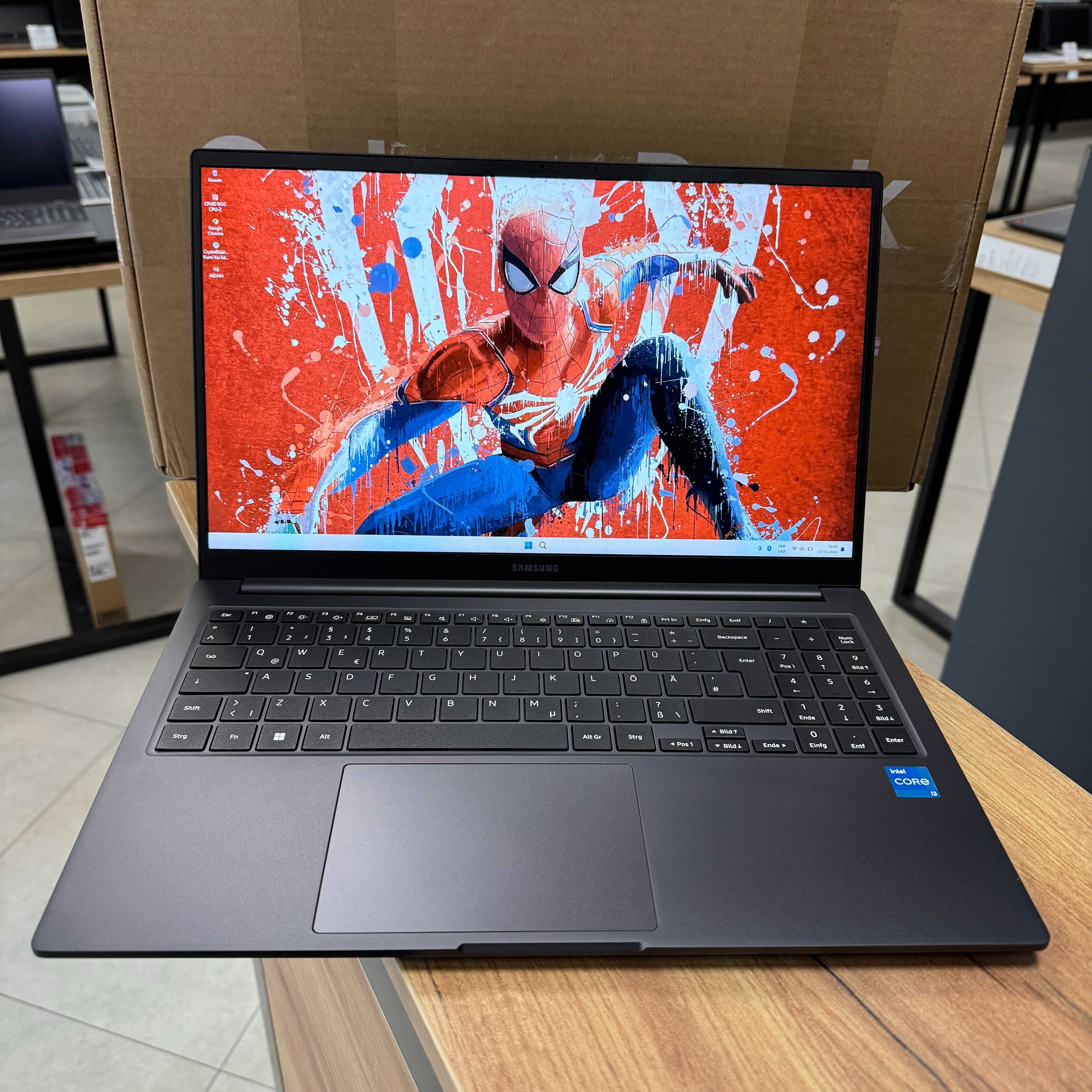 Ноутбук Samsung Galaxy Book 3 - Core i3 1315U 6 ядер/256 NVME/FHD IPS