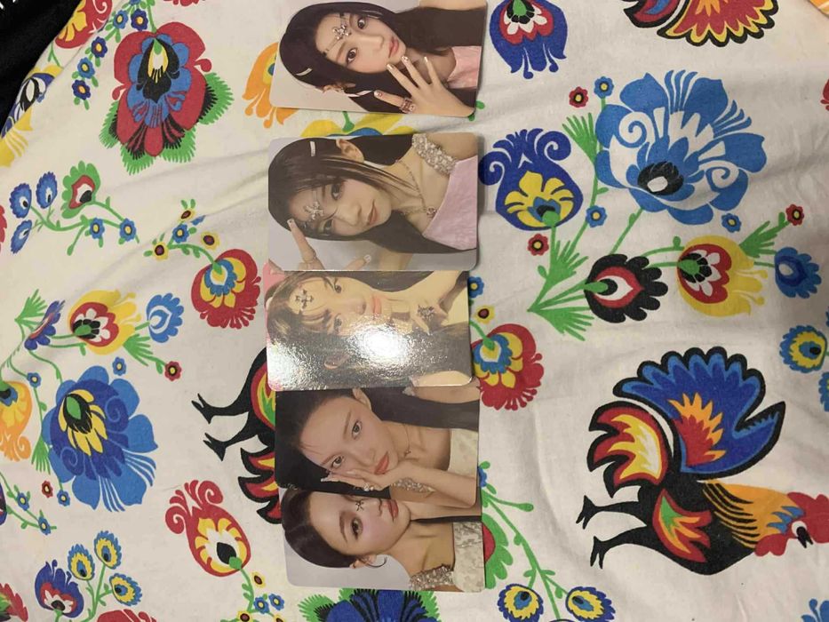 Photocardy Illit Magic bomb ver SET