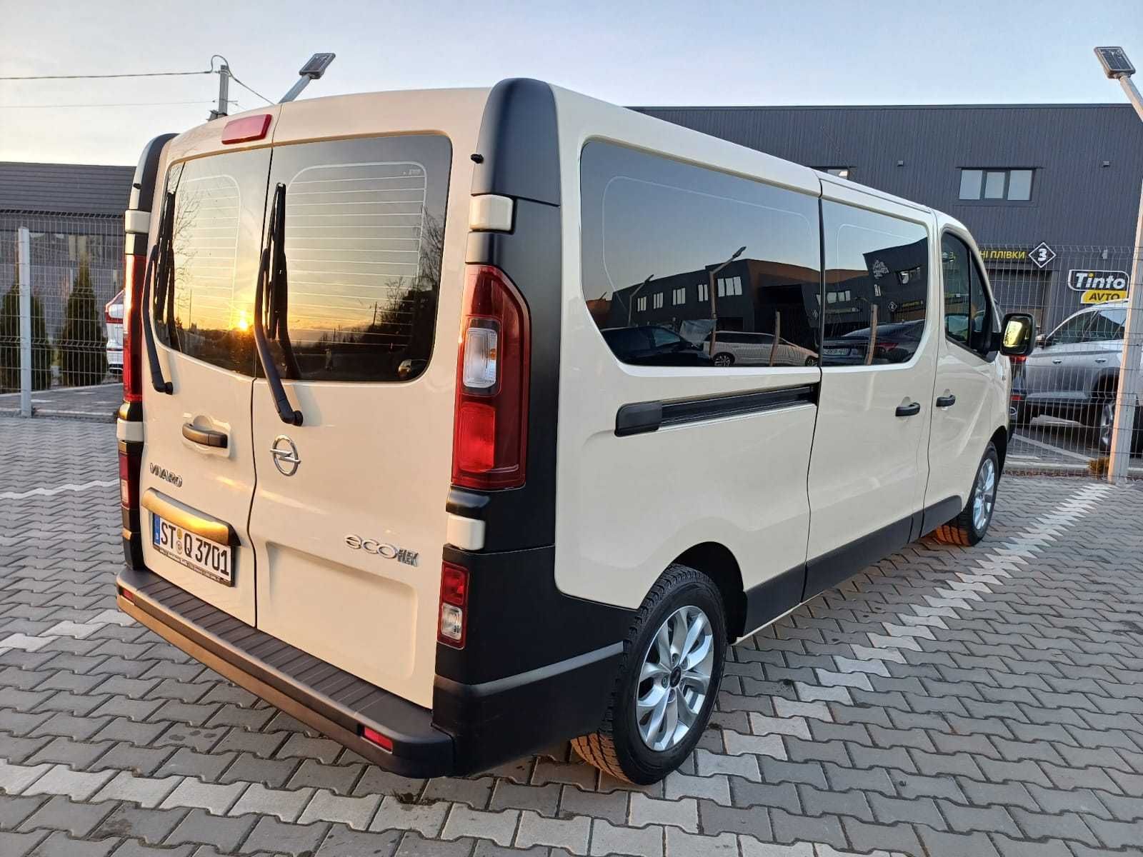 Продам OPEL VIVARO B 3 Пасажир 2015 9місць Renault Trafic з Німеччини