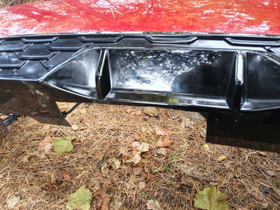 Toyota Corolla E21 GR kombi zderzak tylny tył 4 x pdc 3U5 lift lifting