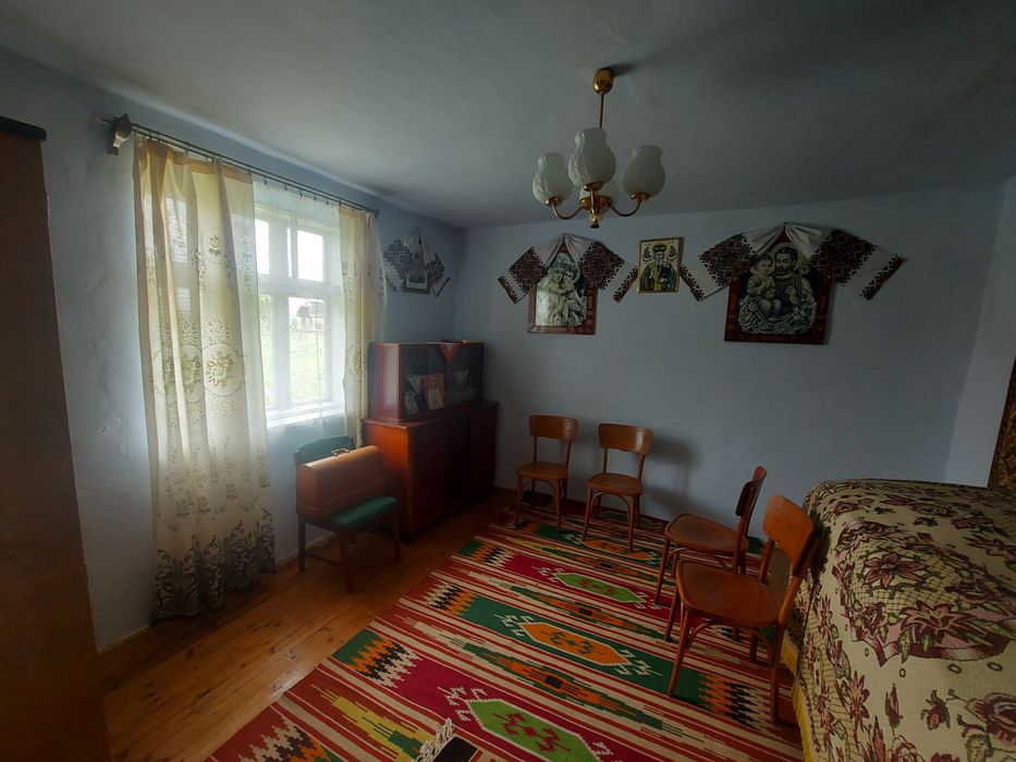 Продаж будинку с.Тейсарів