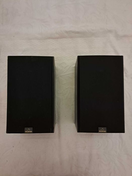 Colunas de som CELESTION 3