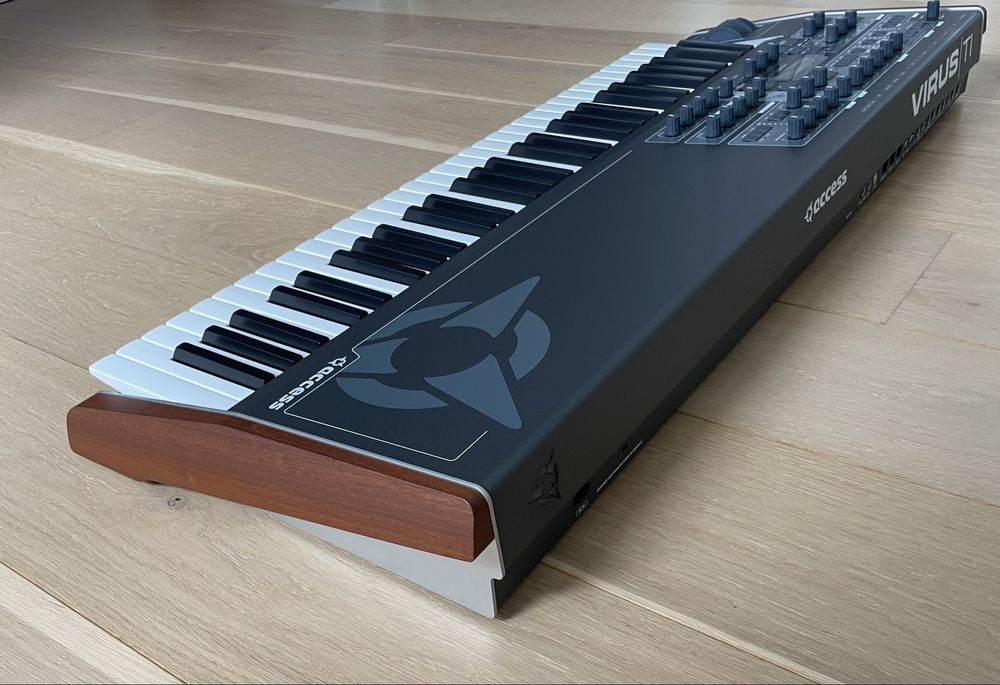 Access Virus TI2 Keyboard +