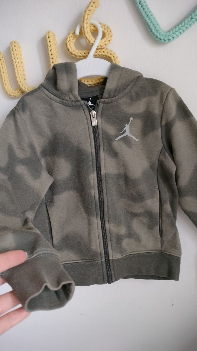 Bluza Jordan rozm. 98/104 chłopięca