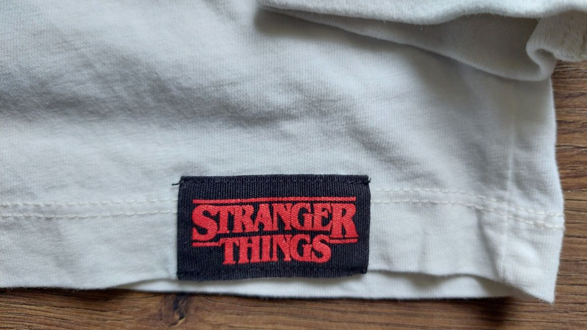 Koszulka tshirt Zara 134 longsleeve Stranger Things
