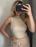 Beżowy sweterkowy krótki top Stradivarius 38 M aesthetic