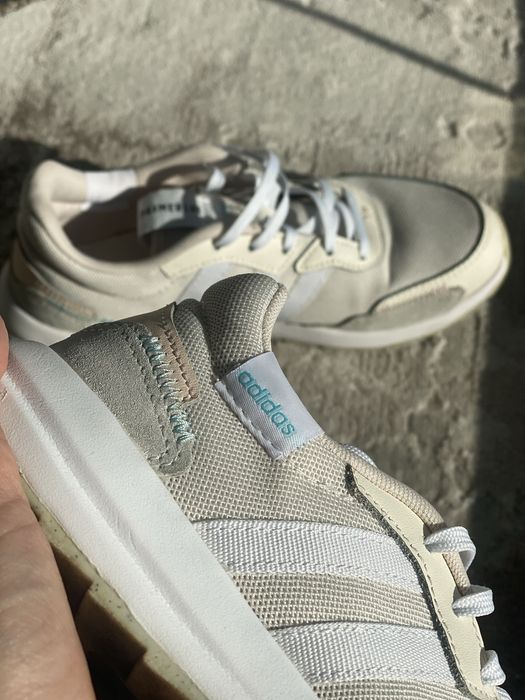 кроси жіночі adidas