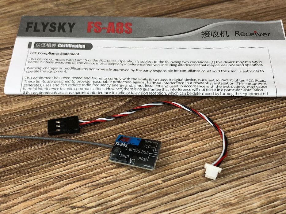 Kontroler FlySky FS-i6S + odbiornik FS-A8S, 10ch 2.4 GHz