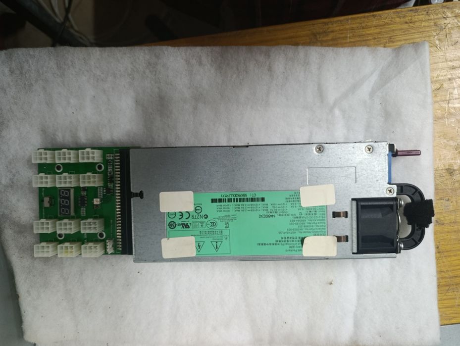 Fonte de Alimentação HP para servidor.